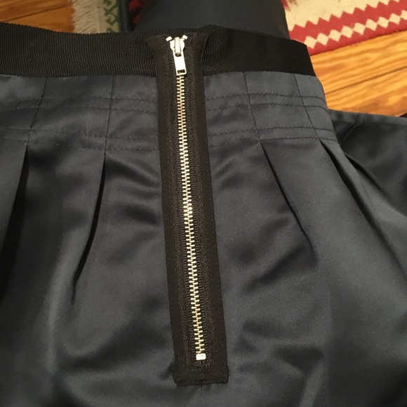 MADEWELL Satin Pleated A Line Midi Skirt - Picture 16 of 16